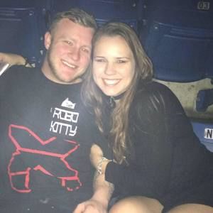 Meet your Posher, Danielle